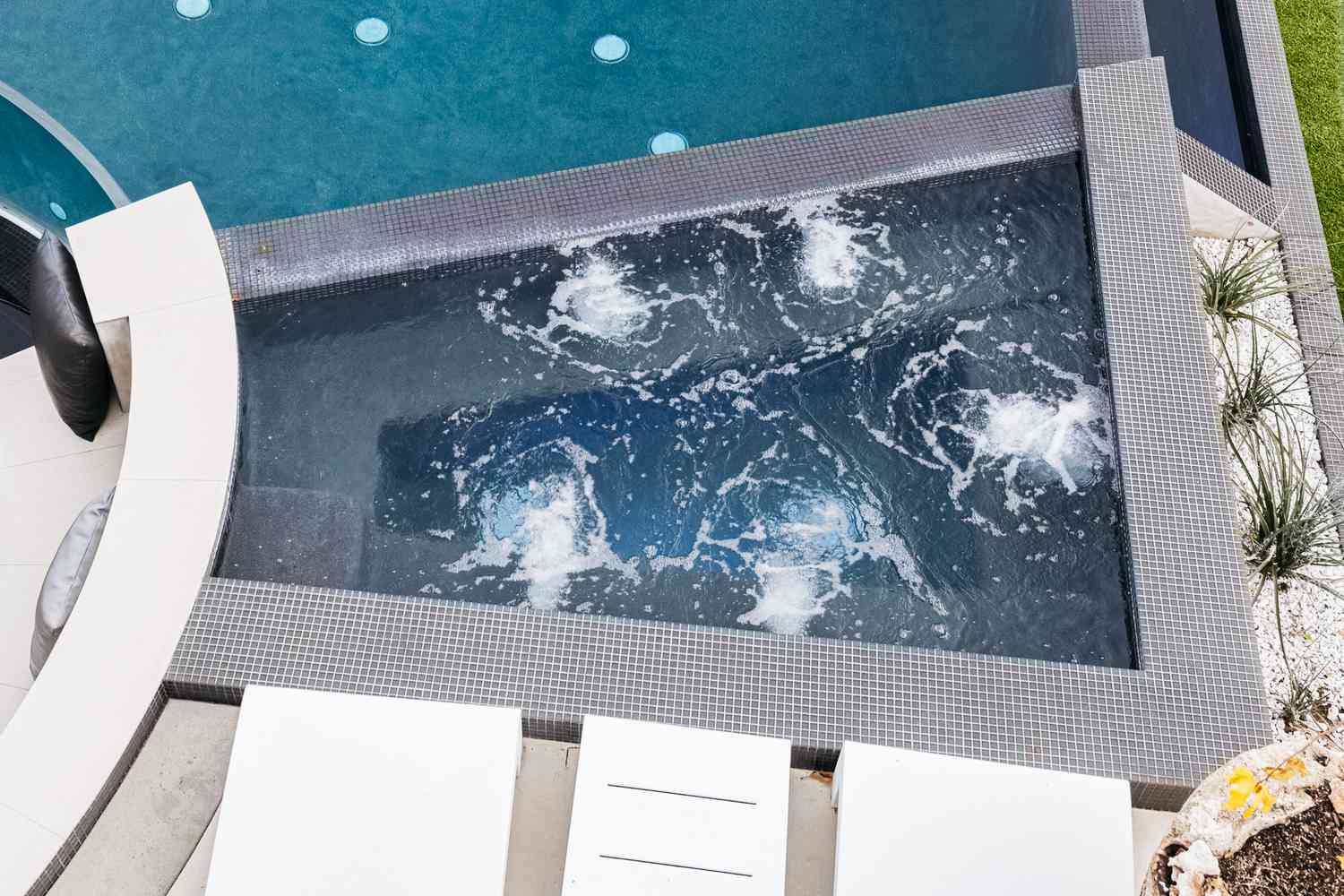 Jacuzzi